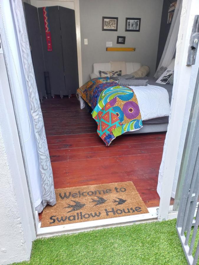 Seaside Getaway @ Swallow House Suite #2 Cape Town Exterior photo