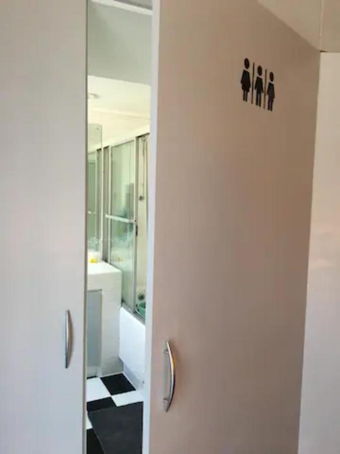 Seaside Getaway @ Swallow House Suite #2 Cape Town Exterior photo