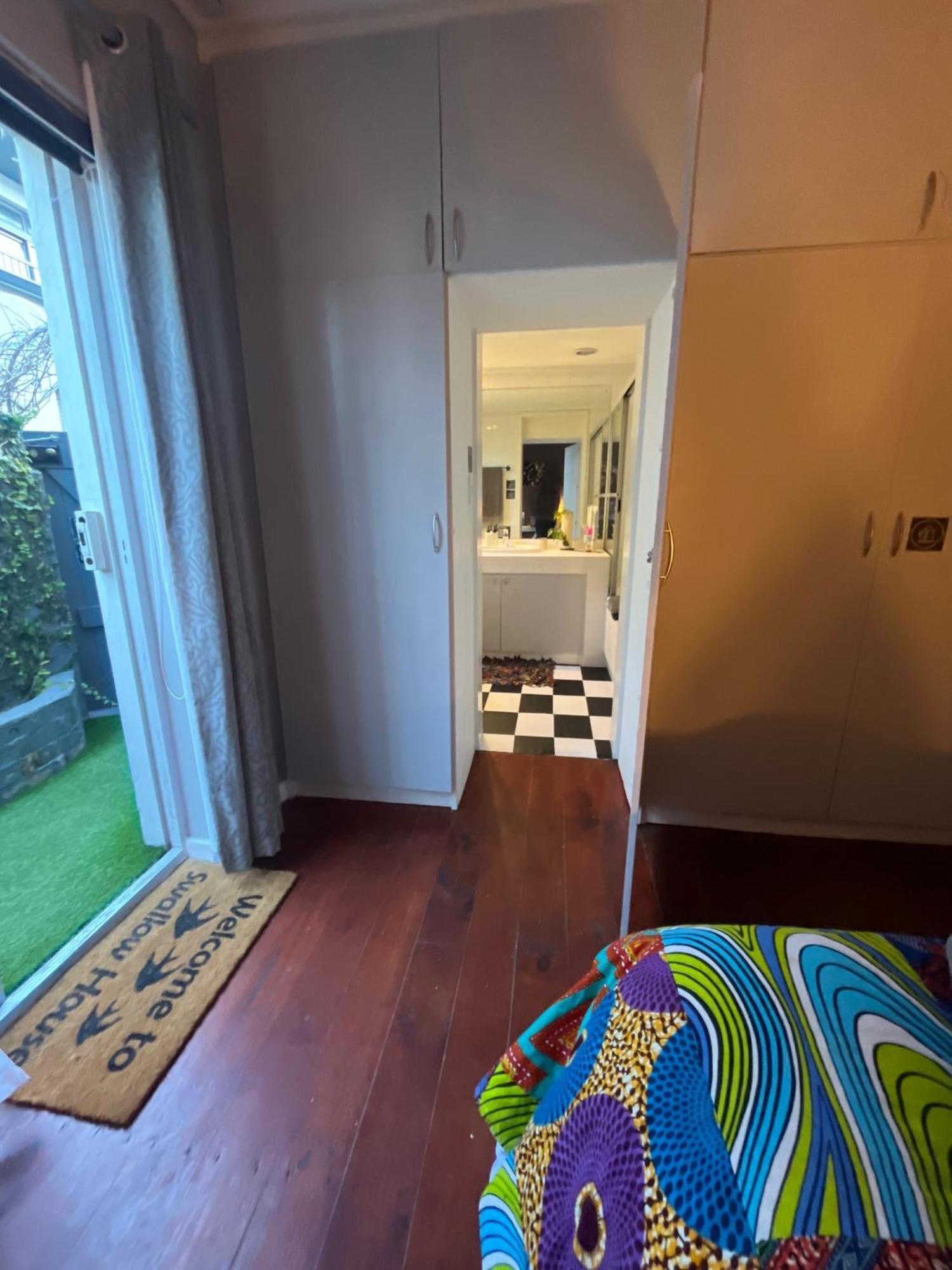 Seaside Getaway @ Swallow House Suite #2 Cape Town Exterior photo